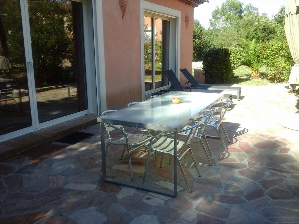Mas Des Lys Hotel Roquebrune-sur-Argens Room photo