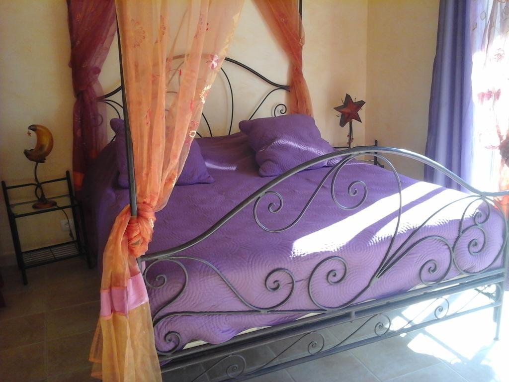 Mas Des Lys Hotel Roquebrune-sur-Argens Room photo